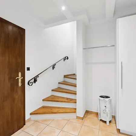 Sonniges Mit Traumhaftem Bergblick * Buchs (St. Gallen)