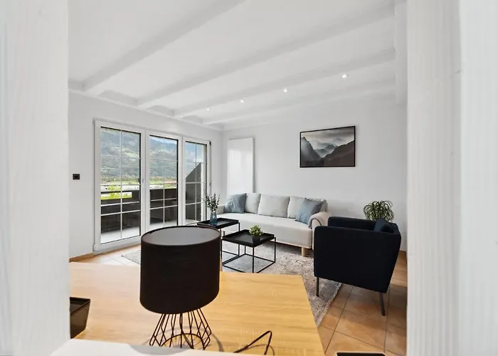 Sonniges Mit Traumhaftem Bergblick *